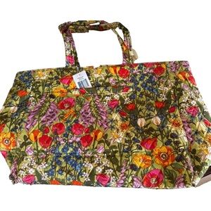 Vera Bradley Meadow Bouquet Tote NWT